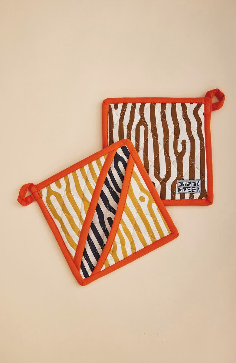 Dusen Dusen Quilted Potholder, Alternate, color, 