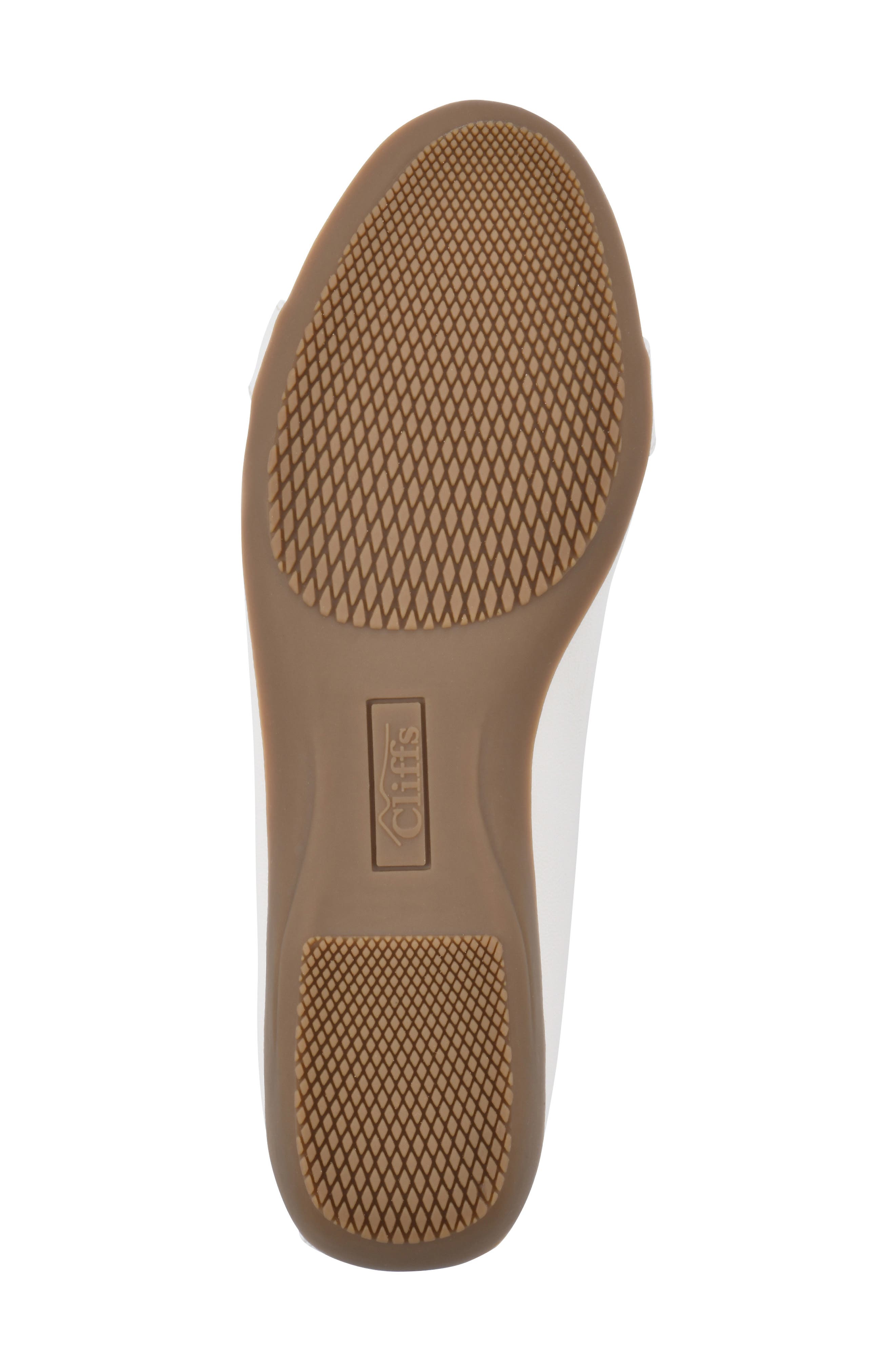 WHITE MOUNTAIN Charmed Flat, Alternate, color, CREAM/ SMOOTH