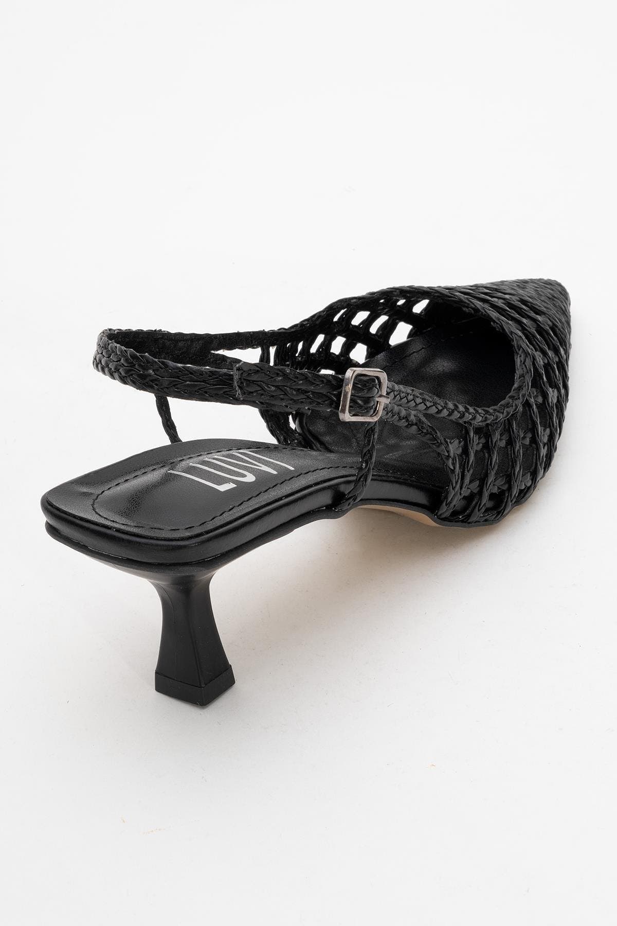 Prologue Shoes Heaven Knitted Pointed Toe Pump, Alternate, color, Black