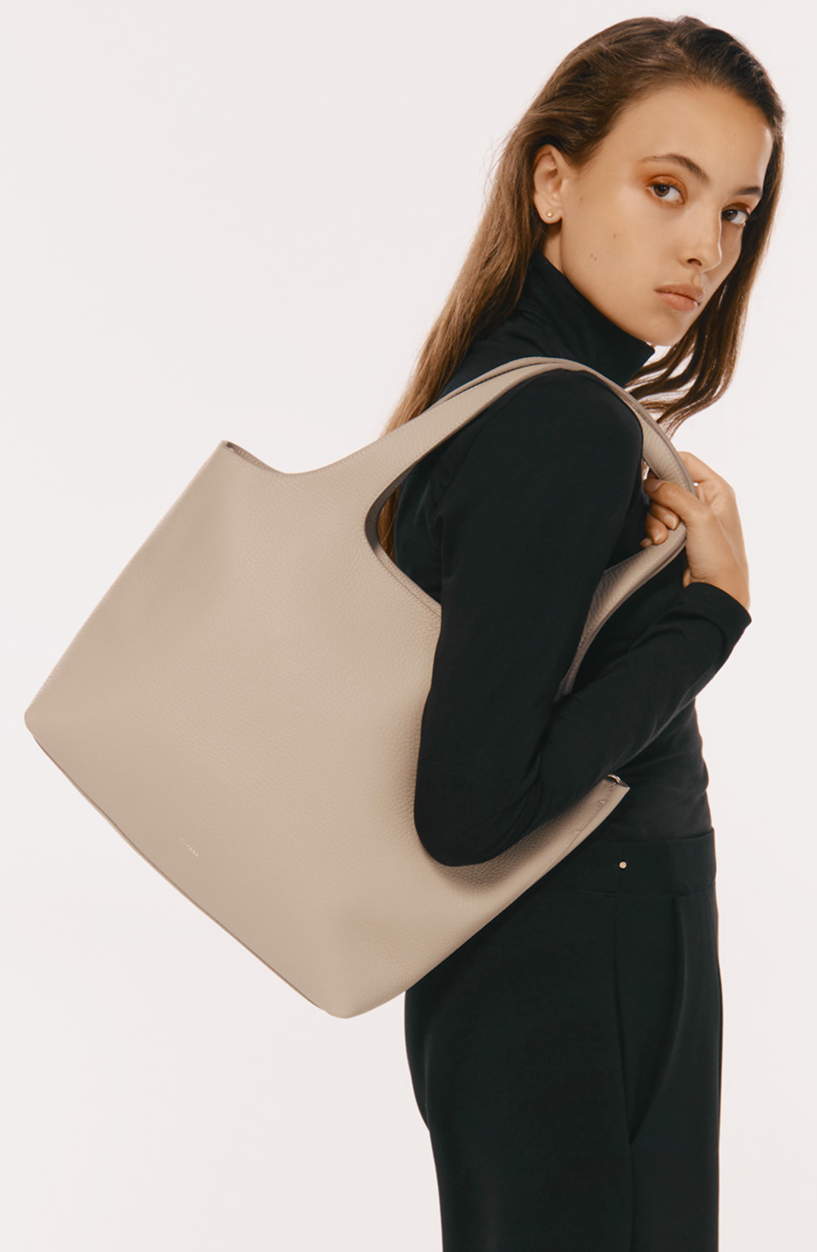 Cuyana System 16-Inch Laptop Leather Tote, Alternate, color, Stone