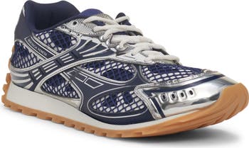 Orbit Low Top Sneaker