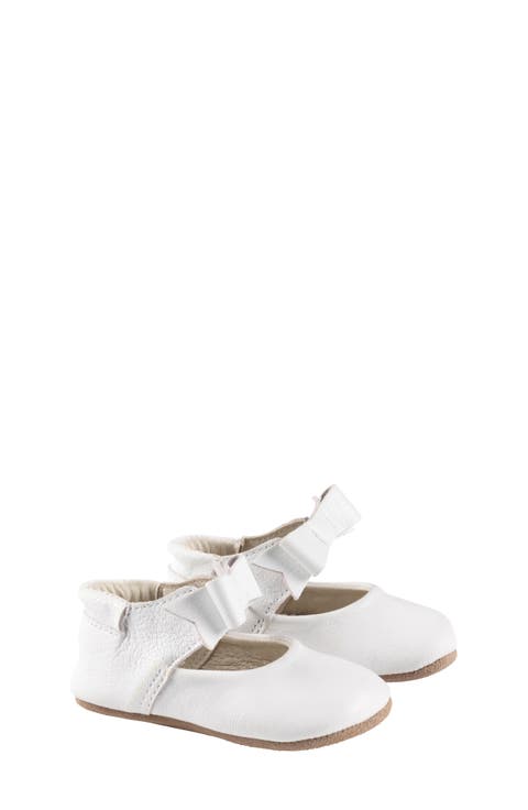 Sofia Bow Mary Jane Crib Shoe (Baby)