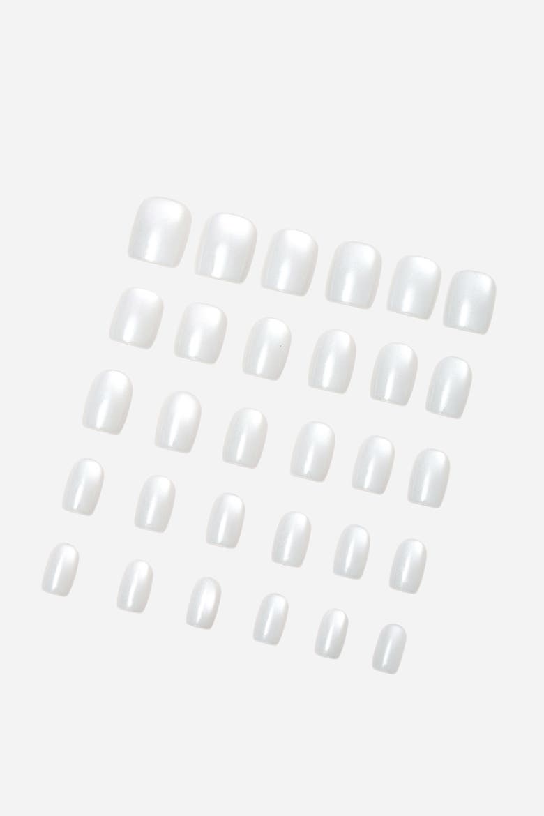Casual But Make It Chic Square Press on Nails, Alternate, color, White