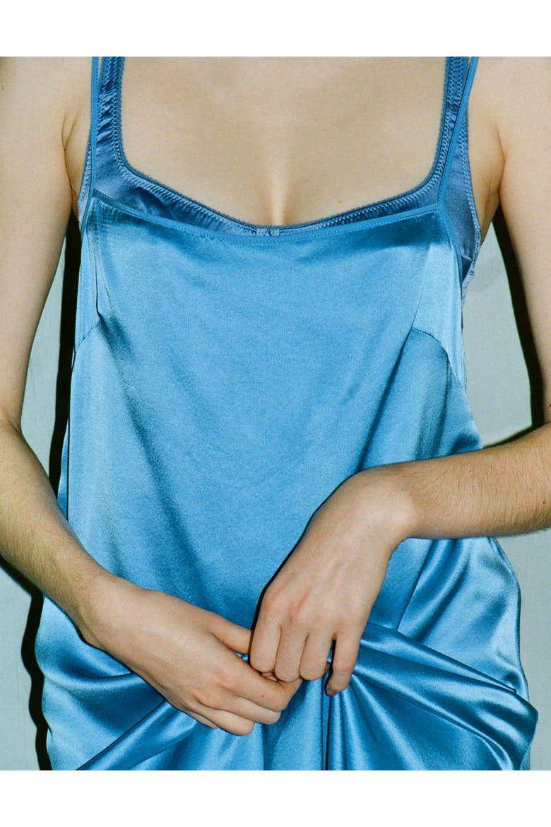 Toulouse Slip, Alternate, color, Bluet