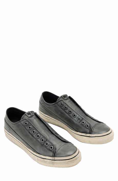 Laceless Low Top Sneaker