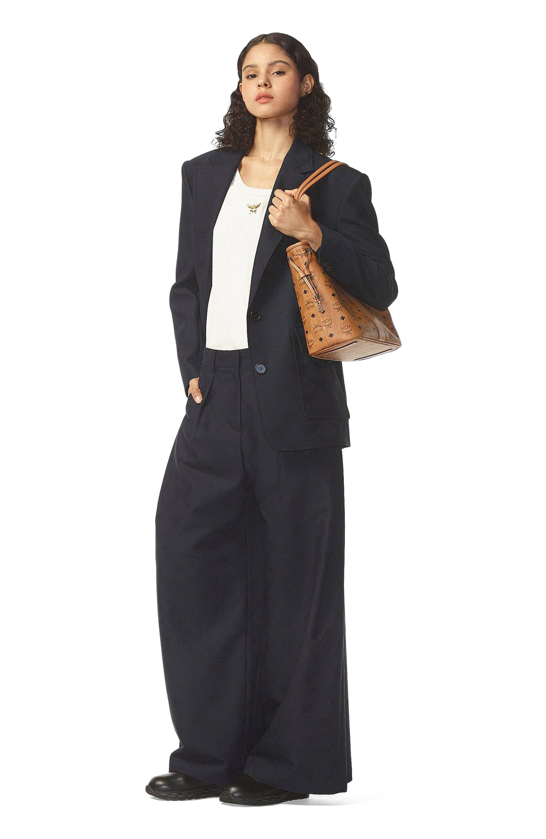 MCM Small Reversible Liz Shopper in Visetos, Alternate, color, Cognac