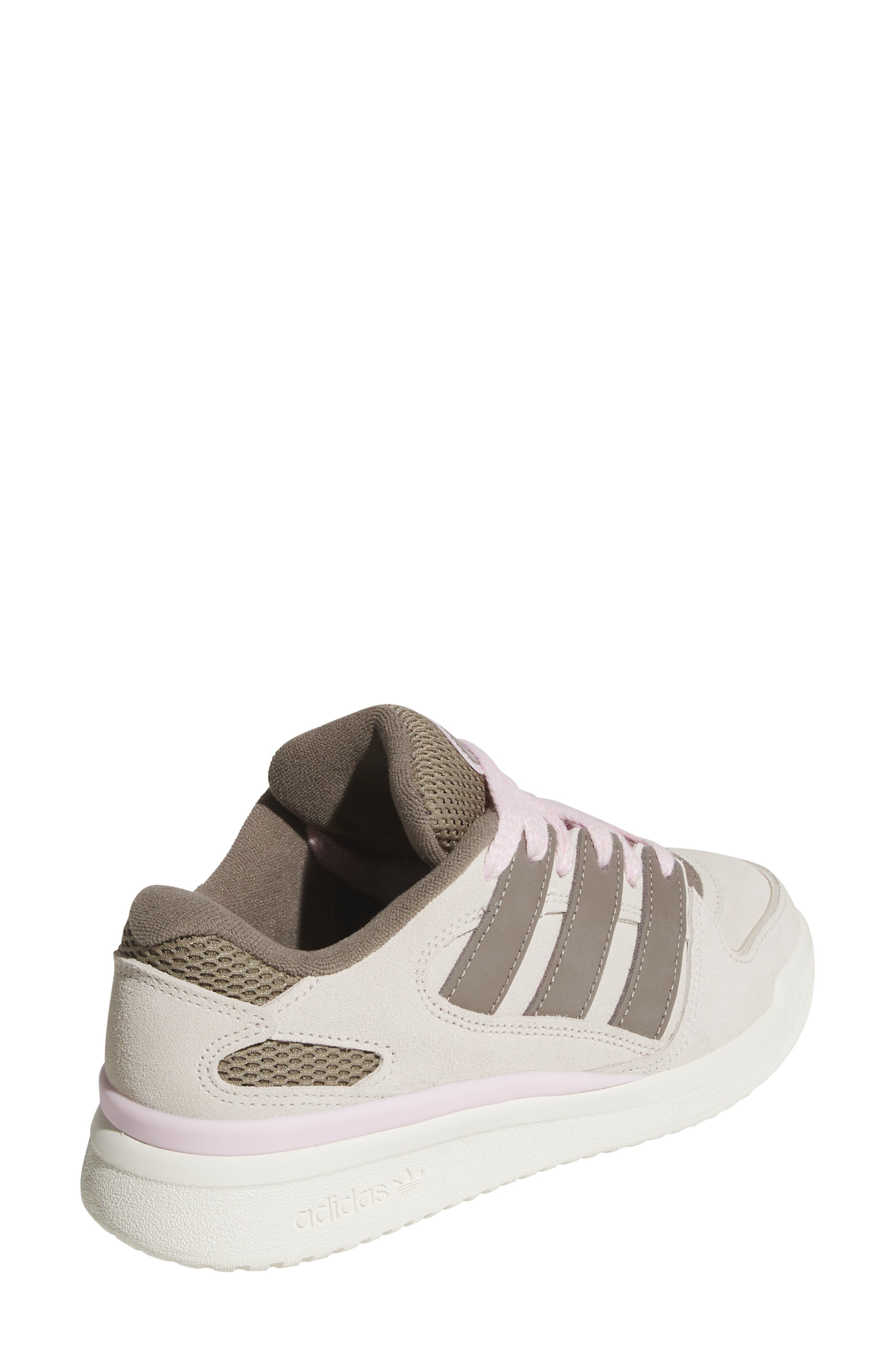 adidas Forum 2000 Basketball Sneaker, Alternate, color, 