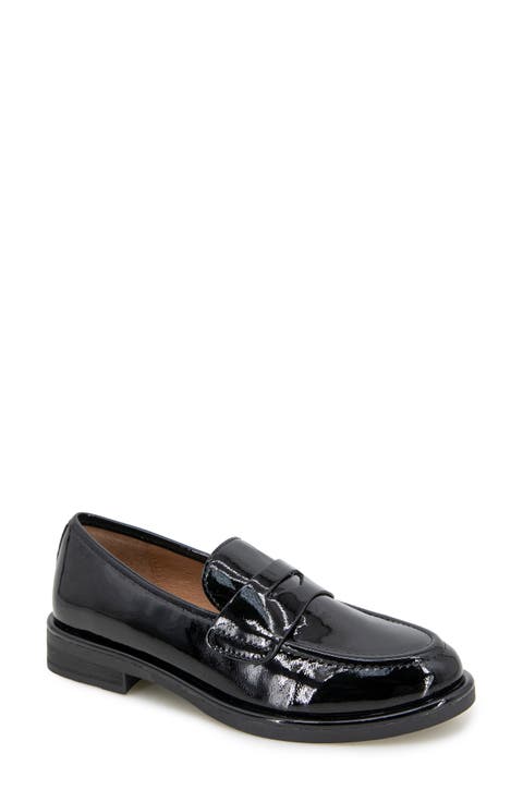 Cybil Loafer (Women)