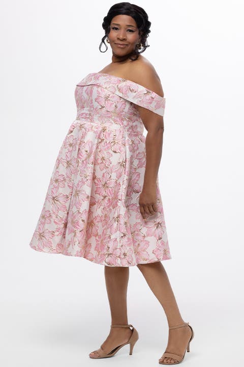 Off-The-Shoulder Brocaade Plus Size Party Dress