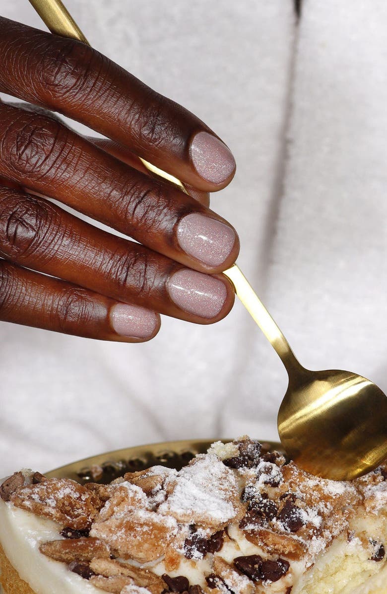 Londontown Enhanced Color, Alternate, color, Champagne In Bed