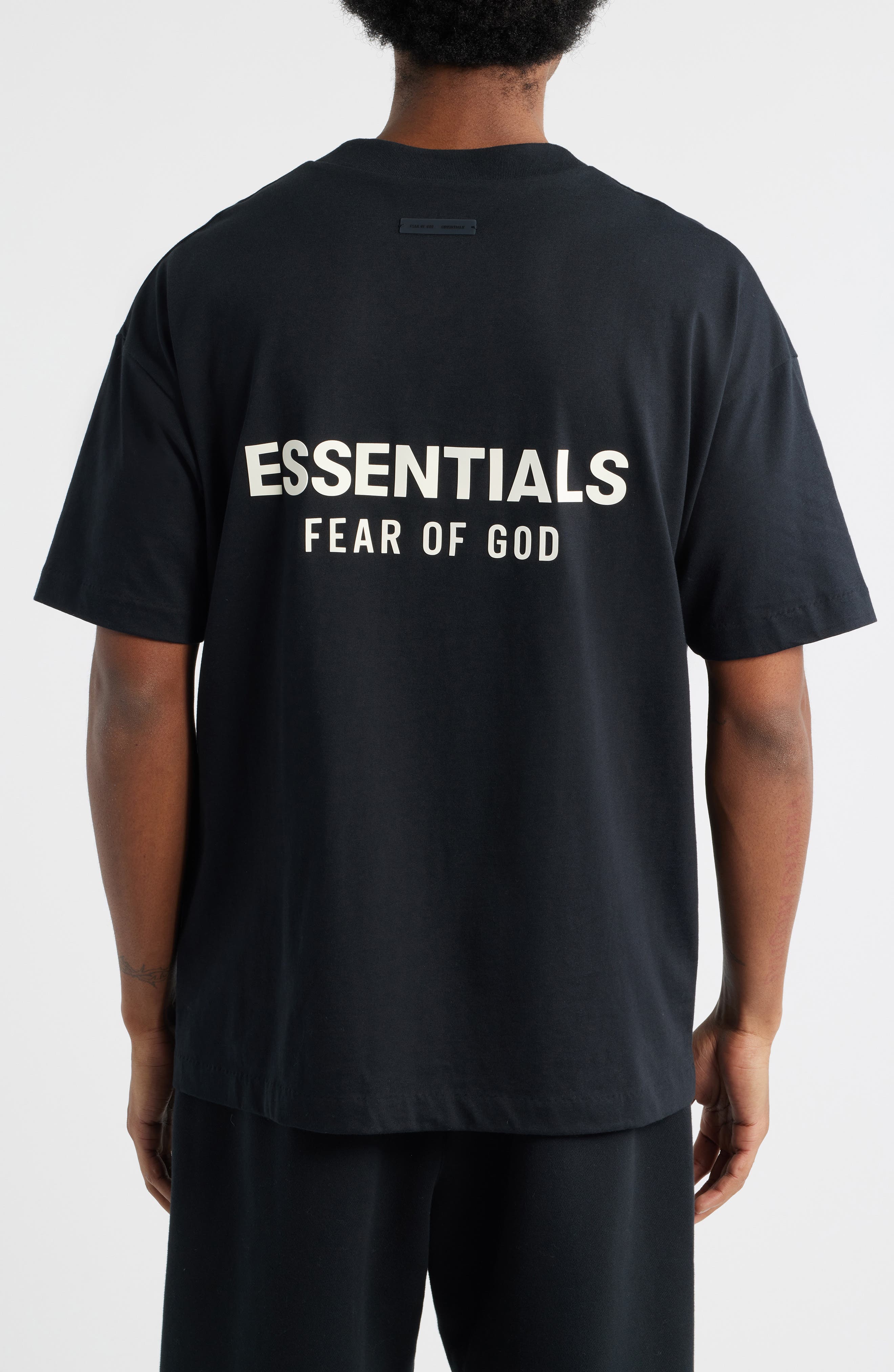 Fear of God Essentials Classic Fit Logo Graphic T-Shirt (Men