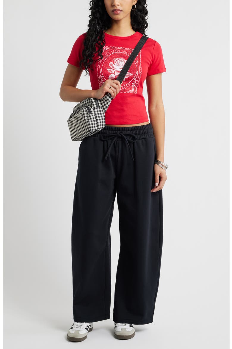 Barrel Leg Fleece Sweatpants, Alternate, color, BLACK