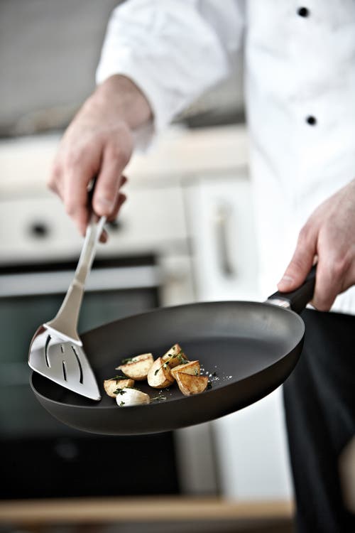 Scanpan Classic Induction 10.25-inch Fry Pan In Black