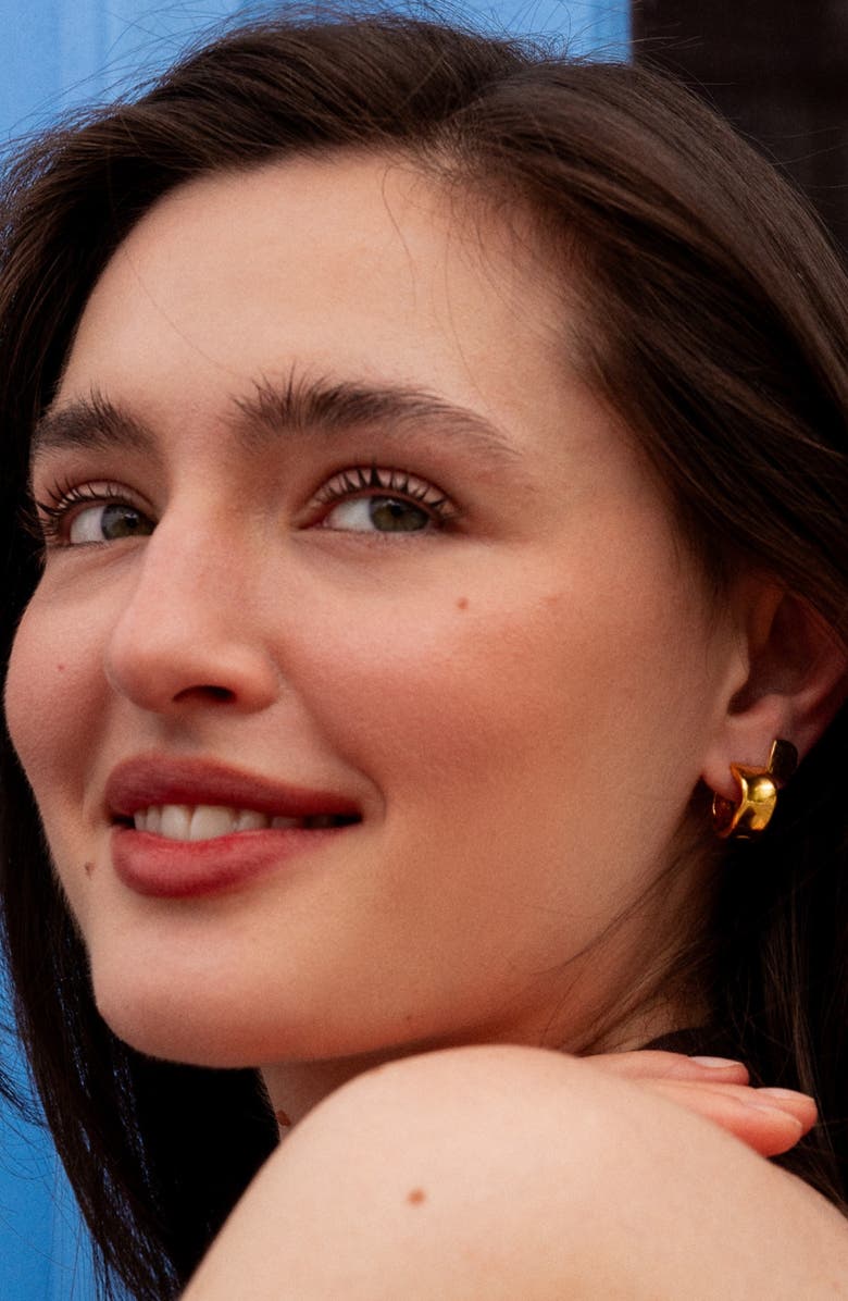 Dower & Hall Wide Waterfall Huggie Hoops, Alternate, color, Yellow Gold Vermeil