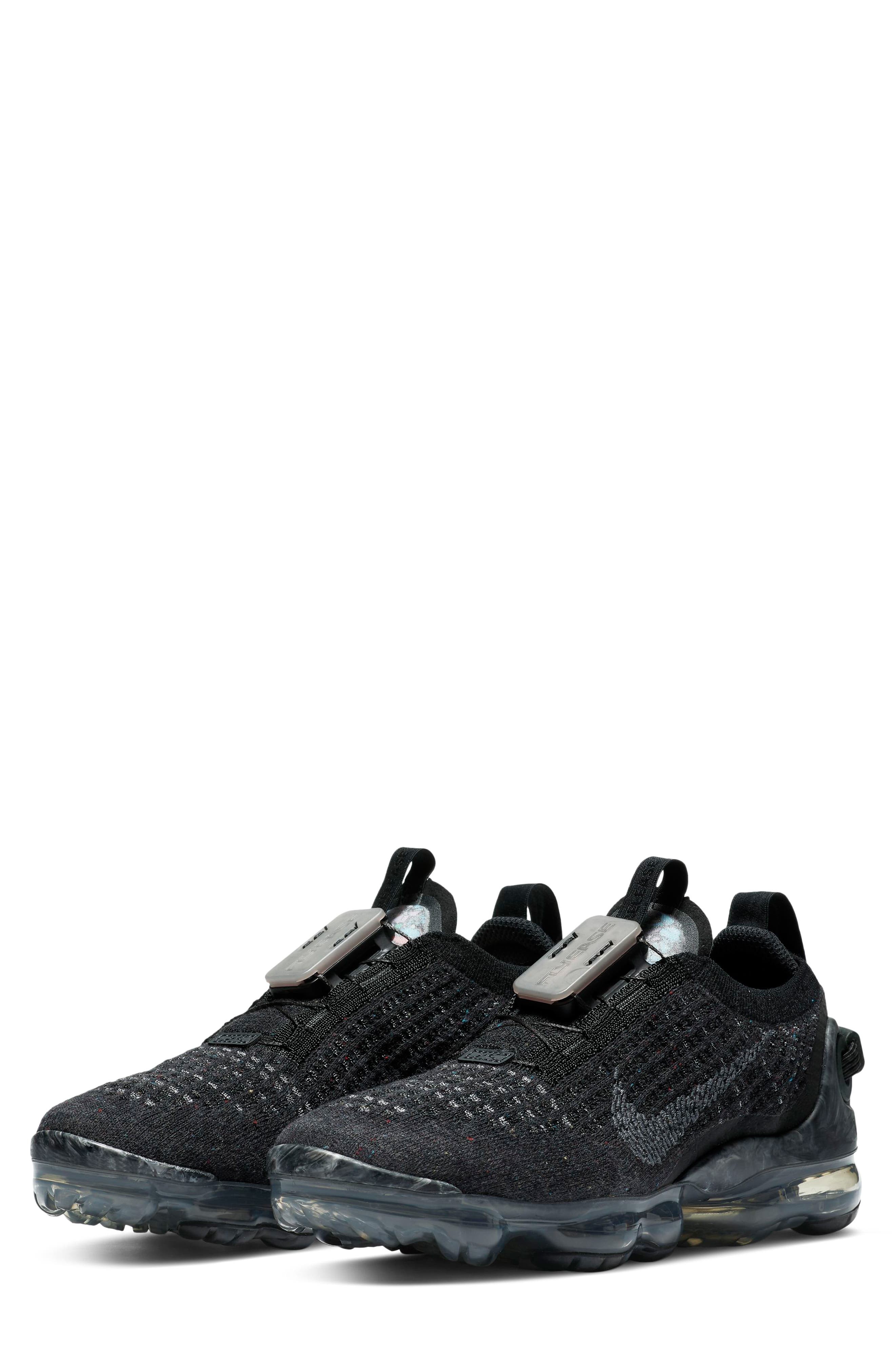Nike Air VaporMax 2020 Flyknit Sneaker, Main, color, 