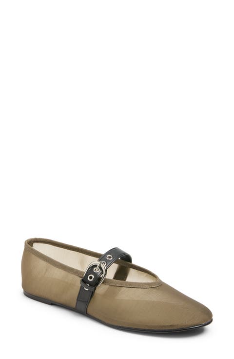 Esme Mary Jane Flat