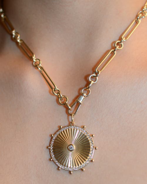 Lionheart 14k Cassandane Large Sun Medallion Trombone Necklace In Gold