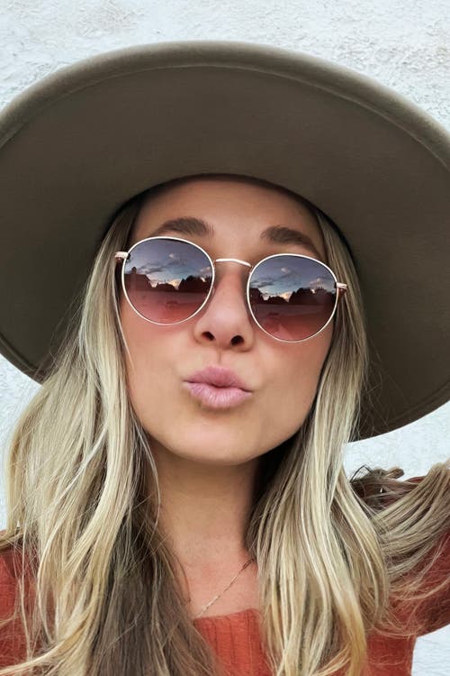 Velvet Eyewear Yokko Sunglasses In Rose Gold Rose