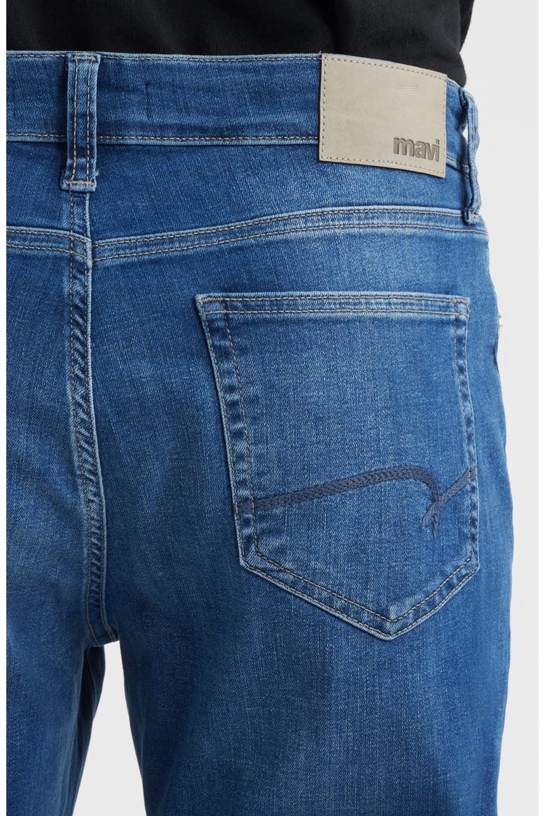 Zach Straight Leg Jeans, Alternate, color, MID BRUSHED FEATHER