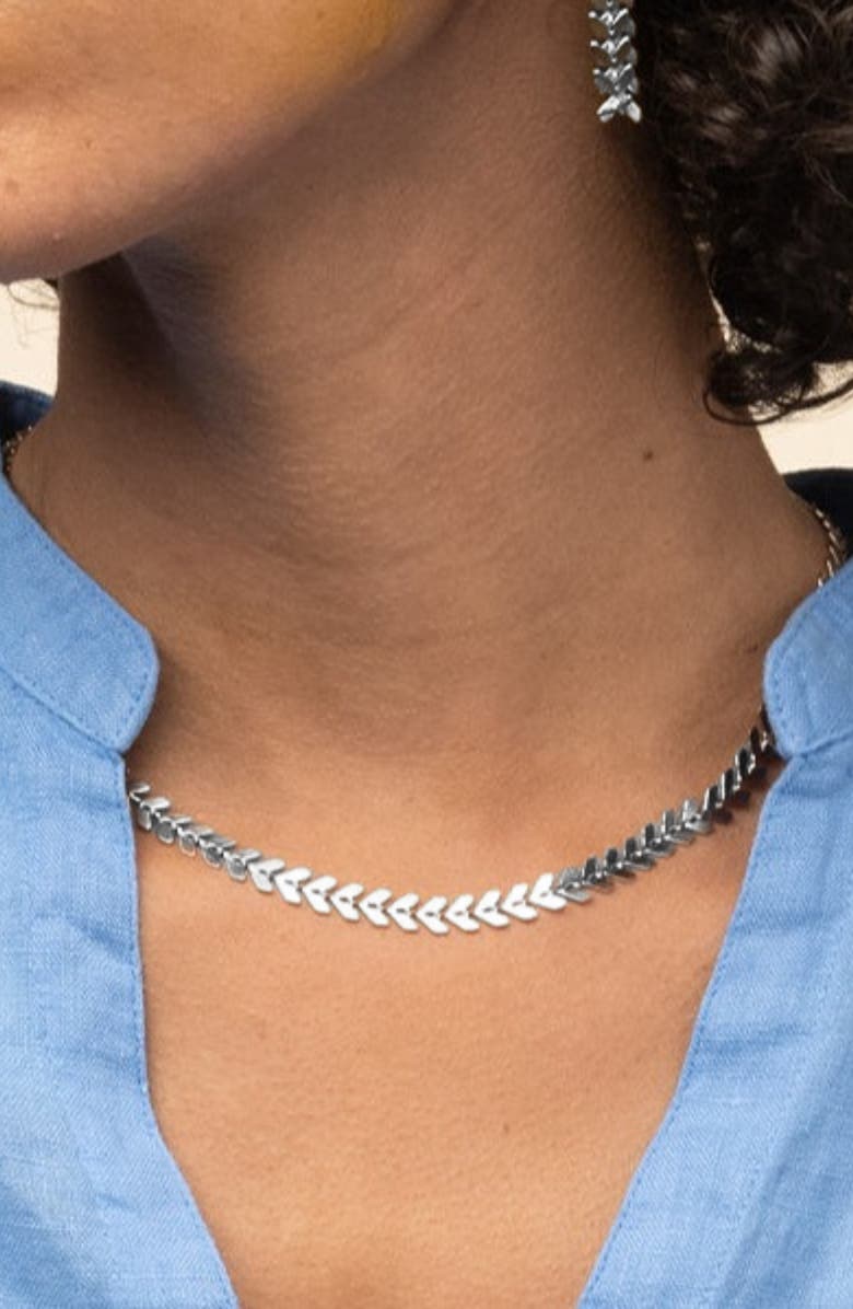 Bearfruit Jewelry Elara Chevron Necklace & Bracelet Set Trendy Statement, Alternate, color, Silver
