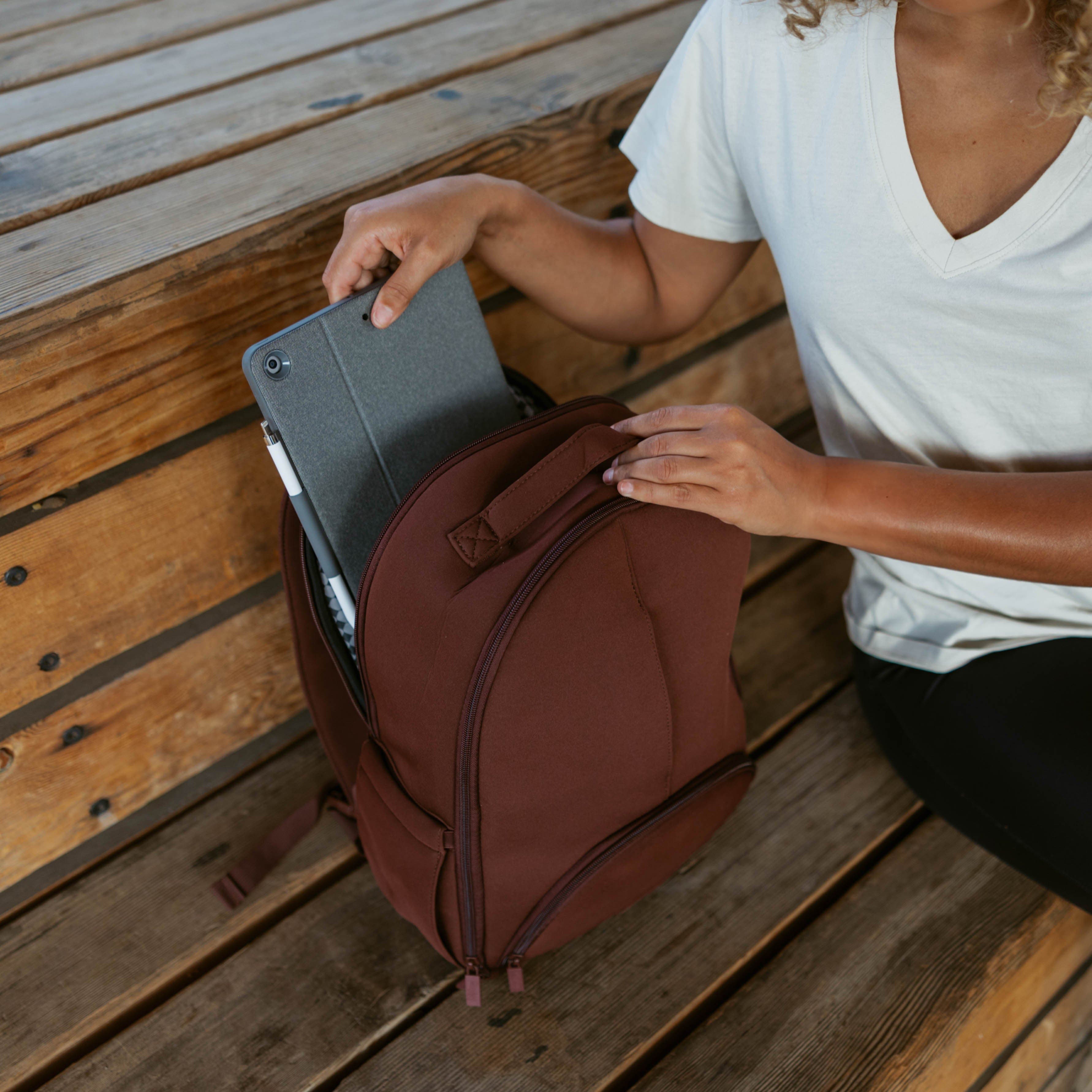 Parker Baby Co. Drift Neoprene Lite Diaper Backpack, Alternate, color, Black