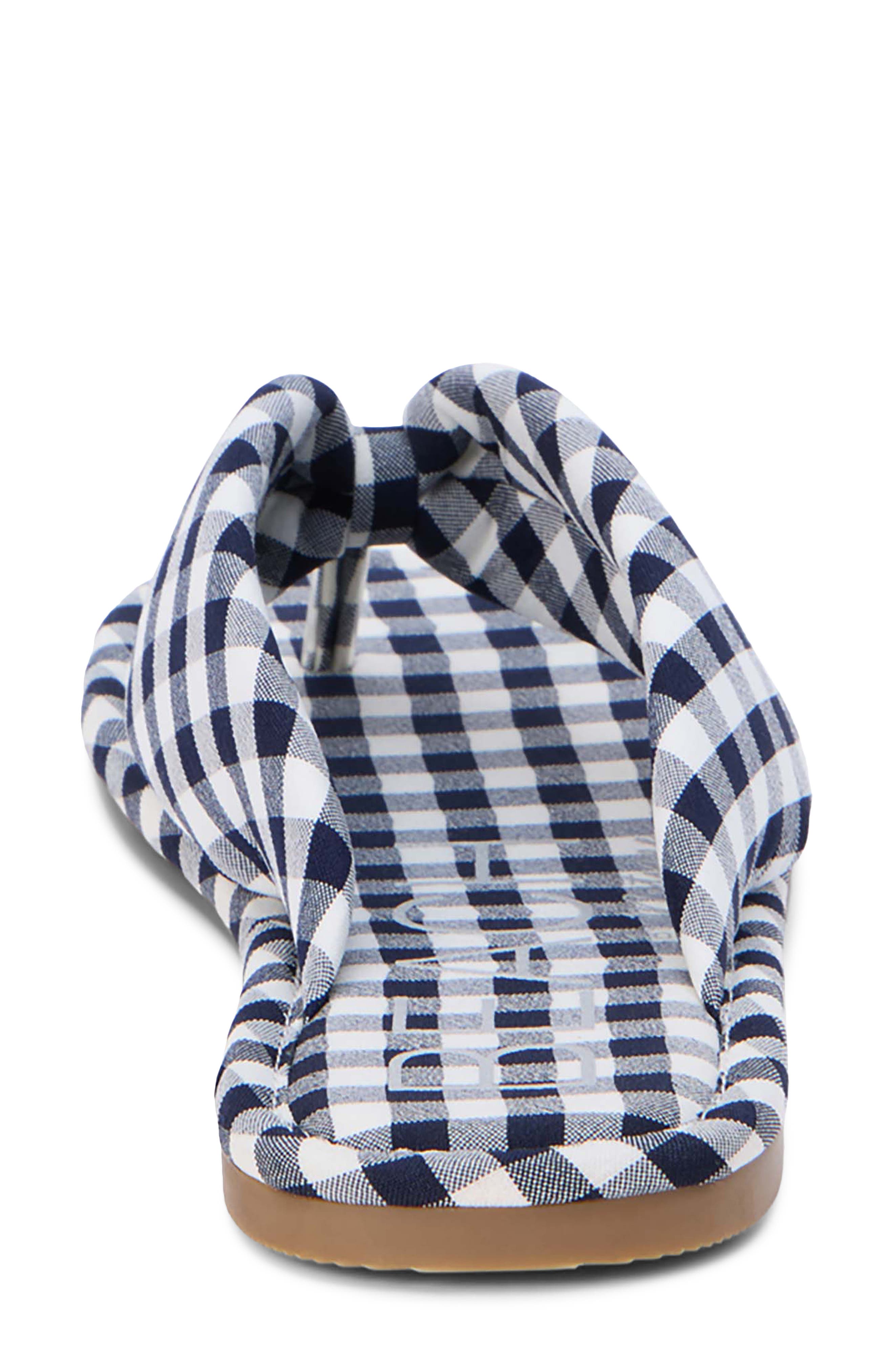 BEACH BY MATISSE Gidget Flip Flop, Alternate, color, Navy Gingham