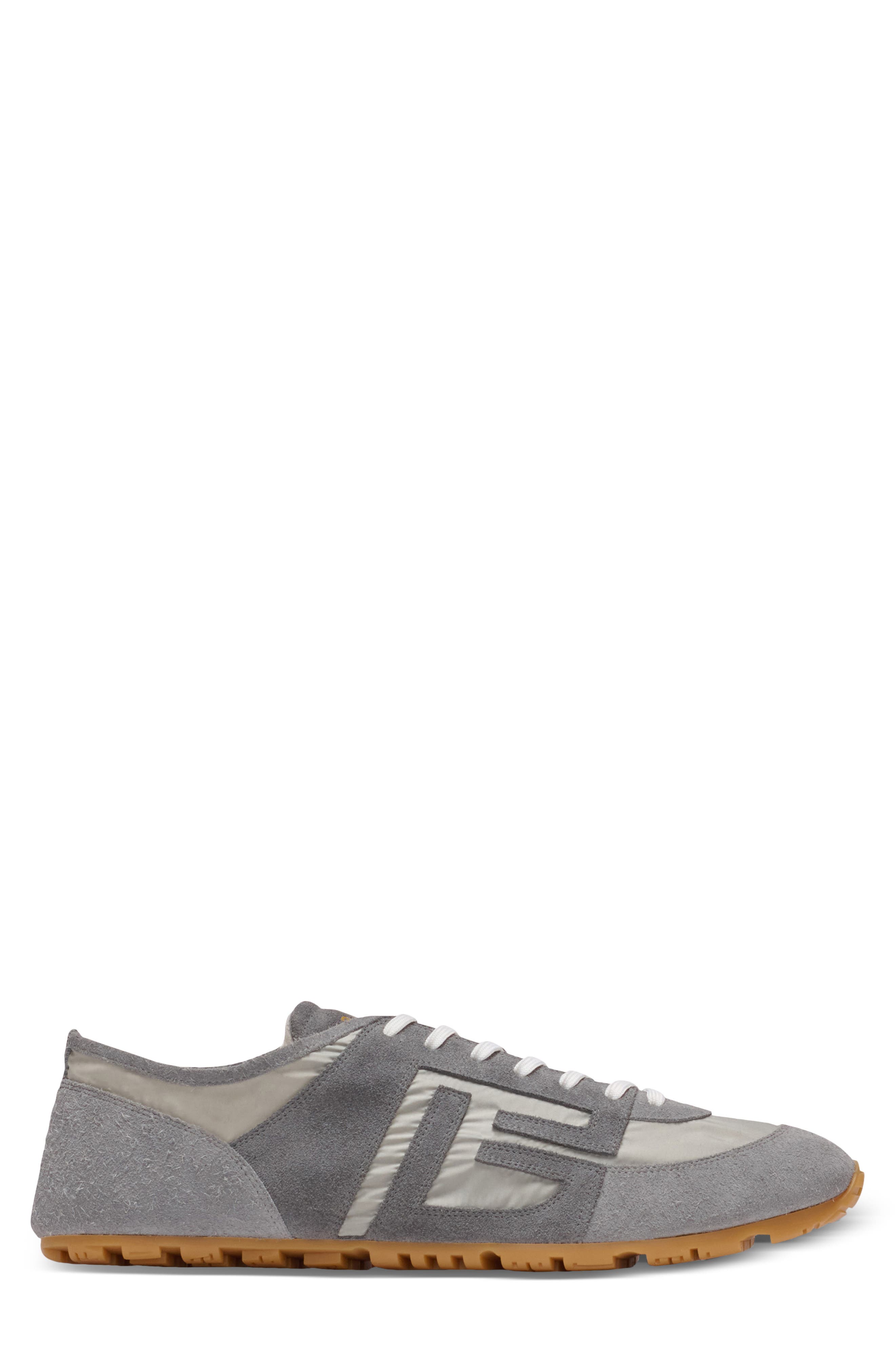 Balmain Racer 45 Low Top Sneaker, Alternate, color, Light Grey