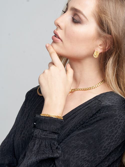 Zarux Twin Circle Earrings In Gold