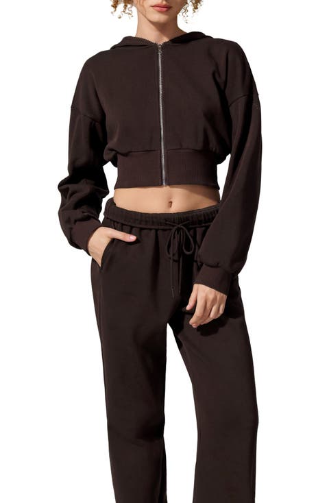 SILKERRY Cropped Fit Seamflow Drift Full-Zip Front Closure Sweatshirt