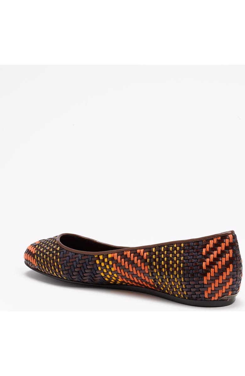 Burberry , Alternate, color,