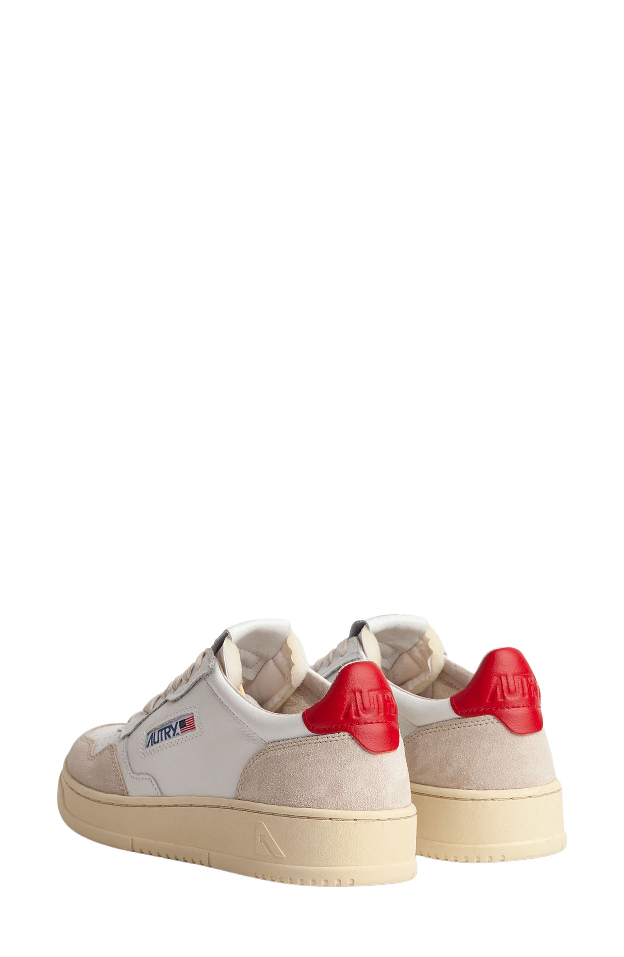 AUTRY Medalist Low Sneaker, Alternate, color, 