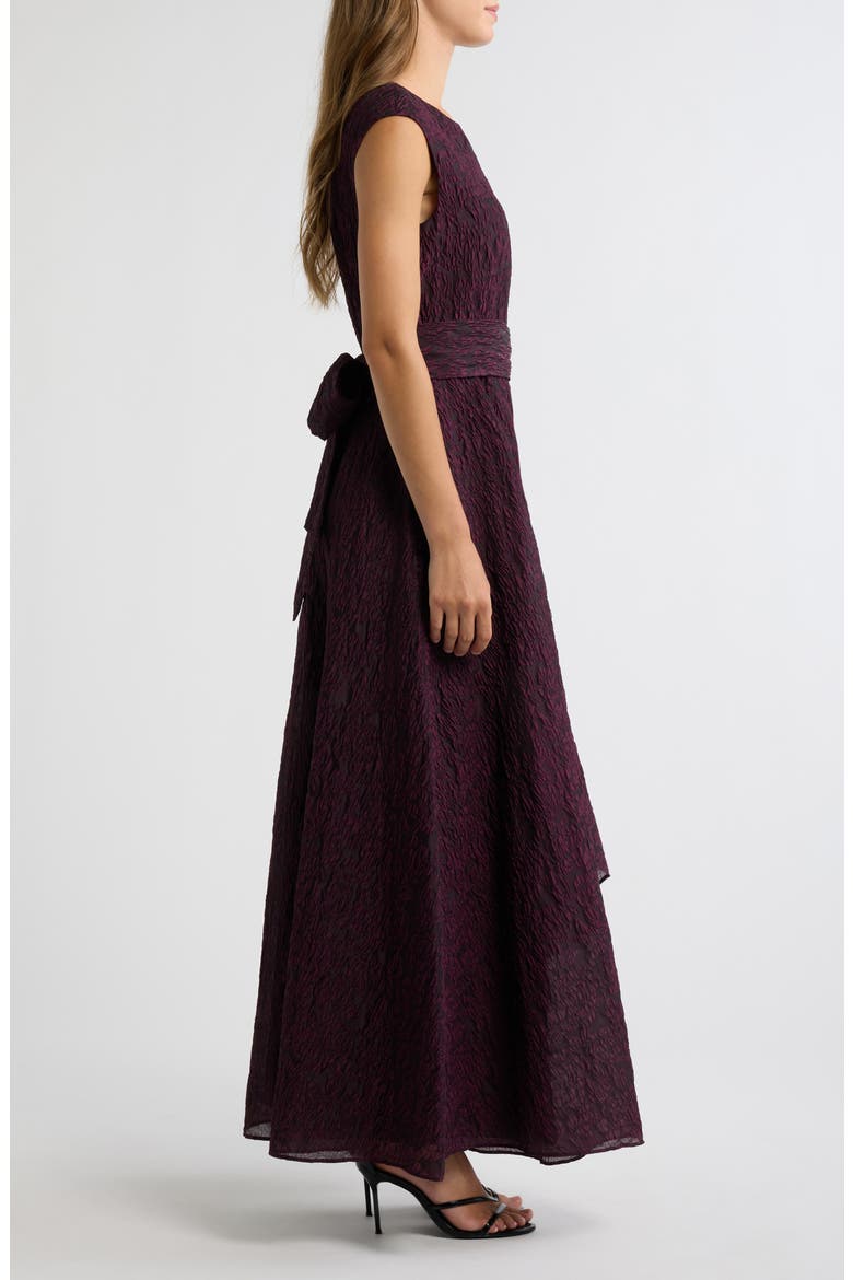 Crinkle Taffeta Sleeveless Gown, Alternate, color, PLUM