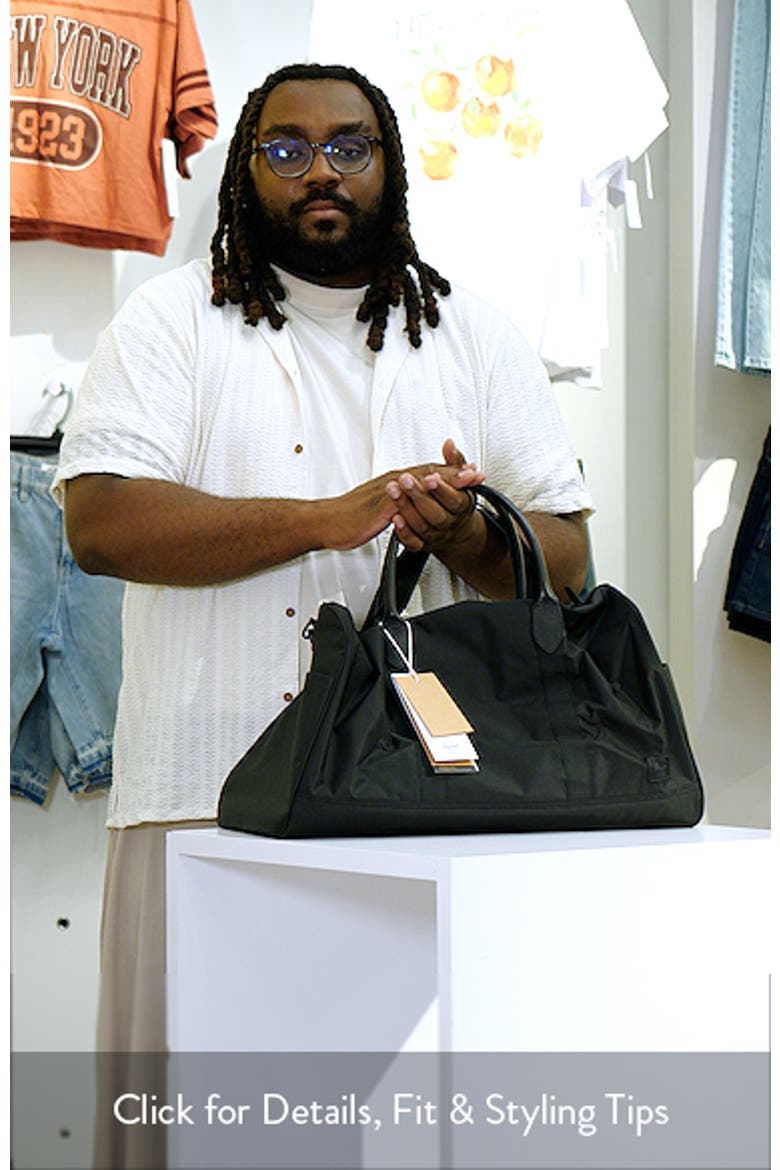 Novel Premium Duffle Bag video