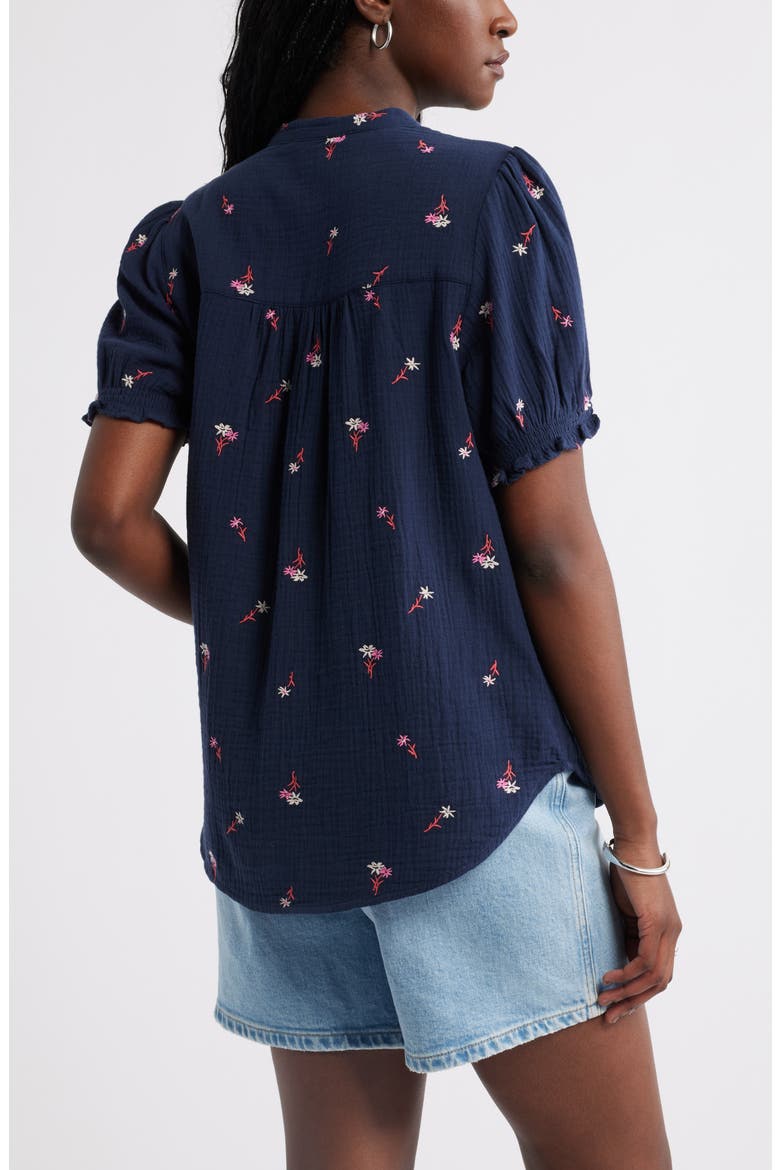 Short Sleeve Embroidered Flower Cotton Popover Top, Alternate, color, NAVY- RED TOSSED BLOSSOMS