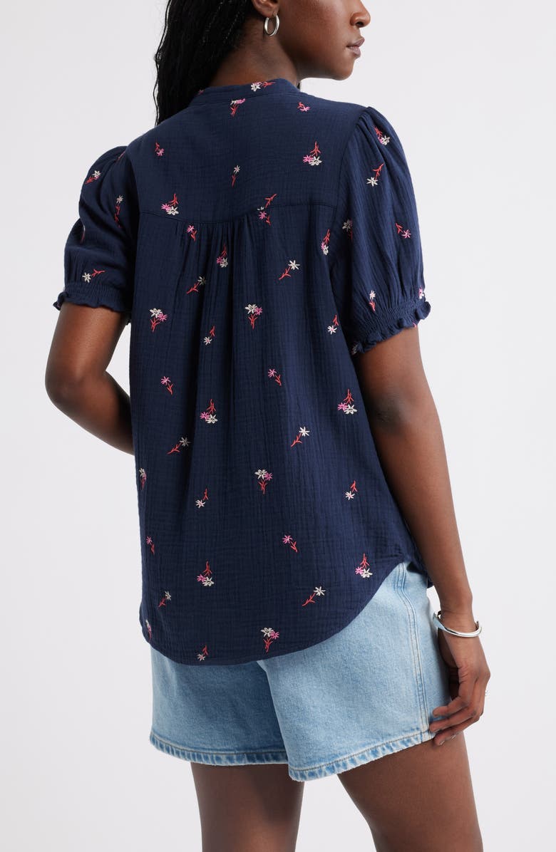 Caslon<sup>®</sup> Short Sleeve Embroidered Flower Cotton Popover Top, Alternate, color, Navy- Red Tossed Blossoms