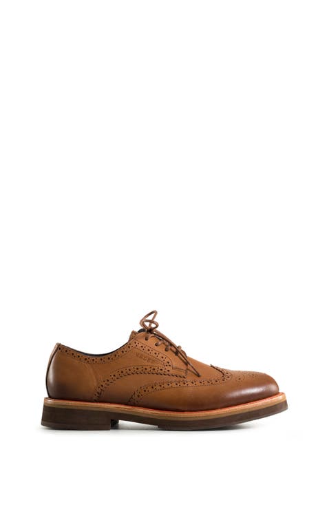 Brogue Leather Shoes with Traditional Cuts
