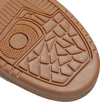 Break Start Premium Low Top Sneaker