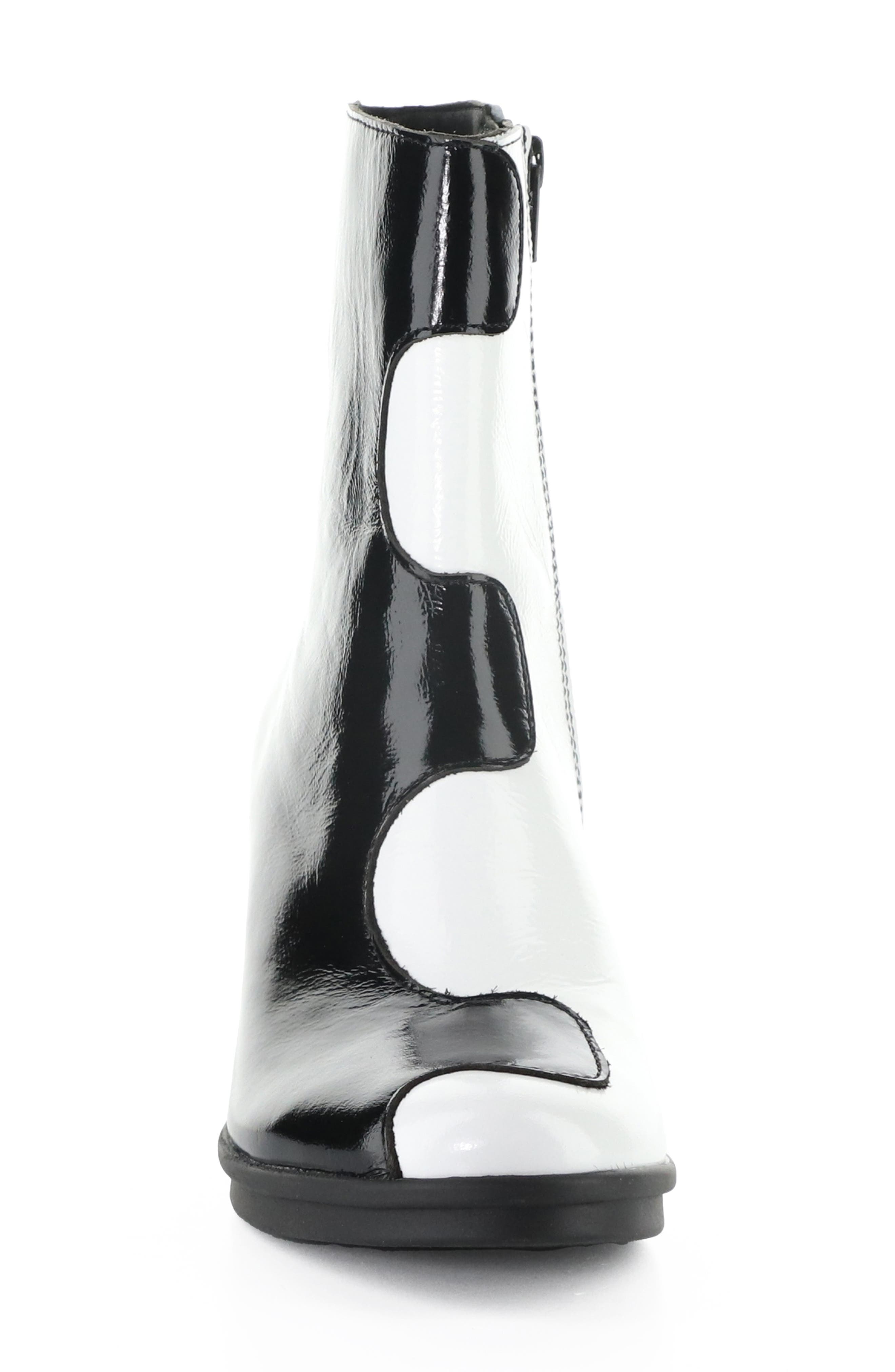 Gigs Bootie, Alternate, color, 002 BLACK/ WHITE