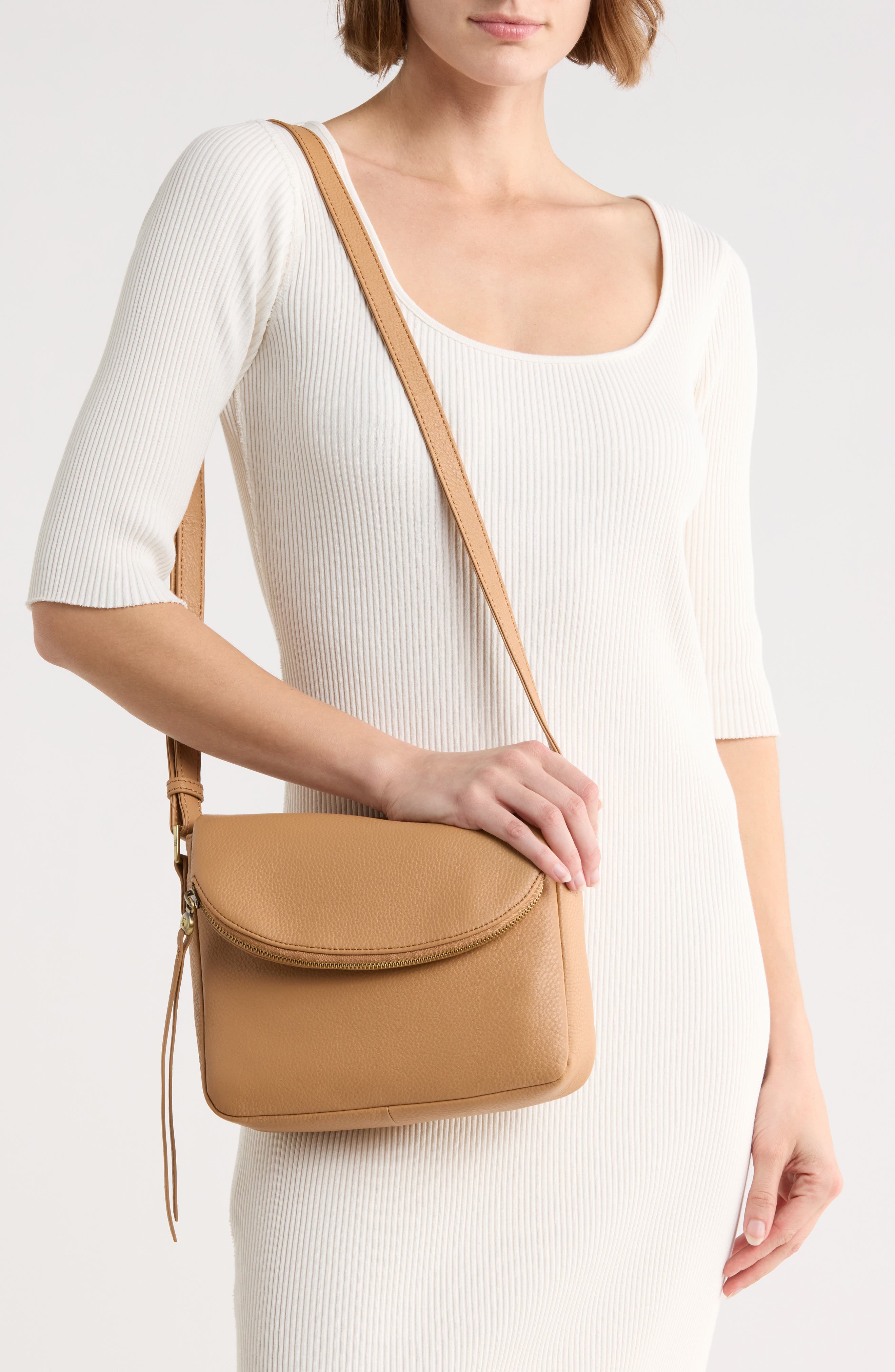 HOBO Fern Messenger Crossbody Bag, Alternate, color, Sandstorm
