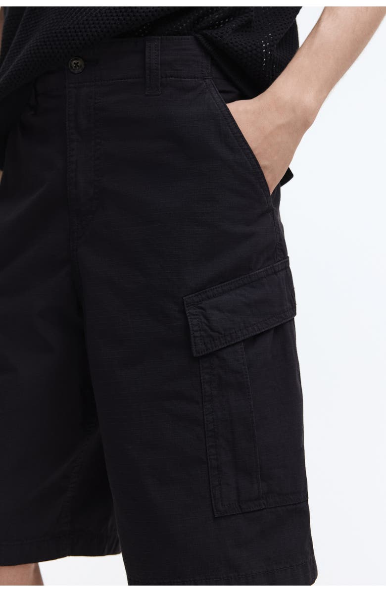 H&M Loose Fit Cotton Cargo Shorts, Alternate, color, 