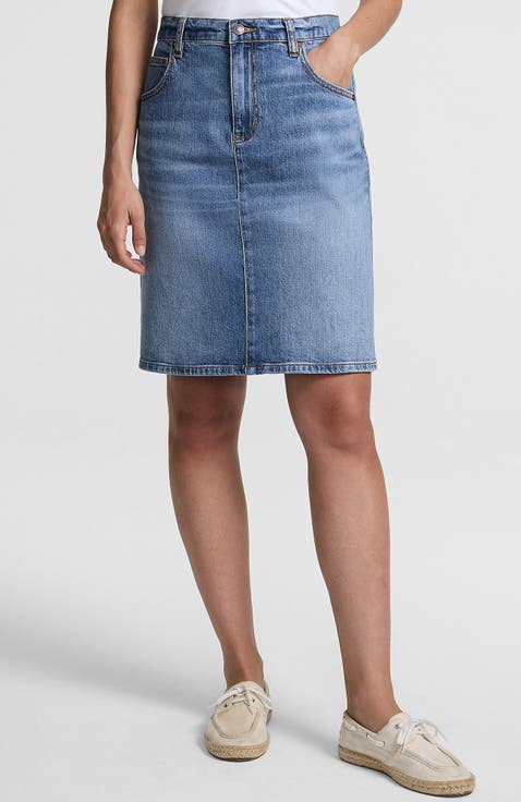 Soft Denim Classic 5 Pocket Above the Knee Skirt