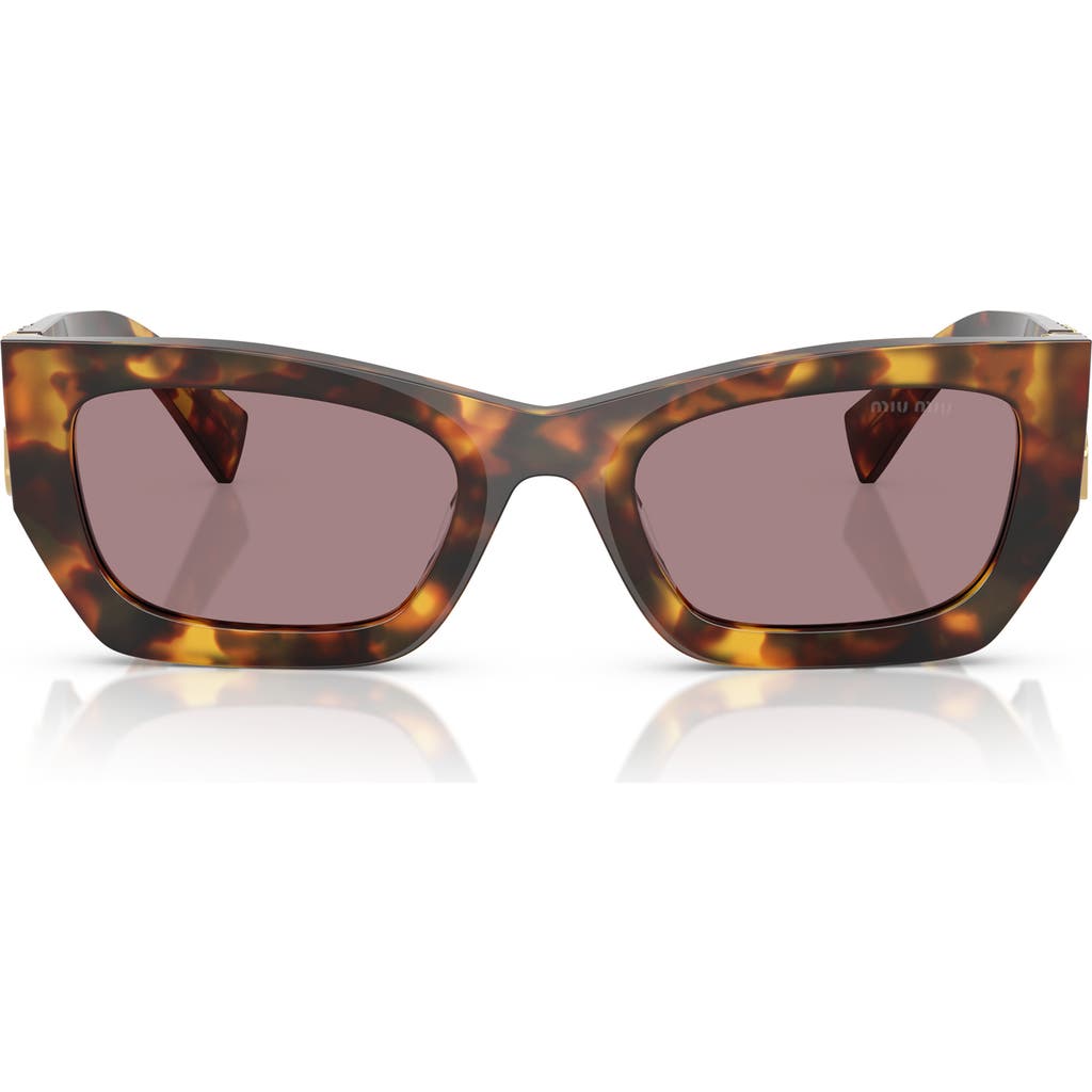Miu Miu Logo-lettering Sunglasses In Berry