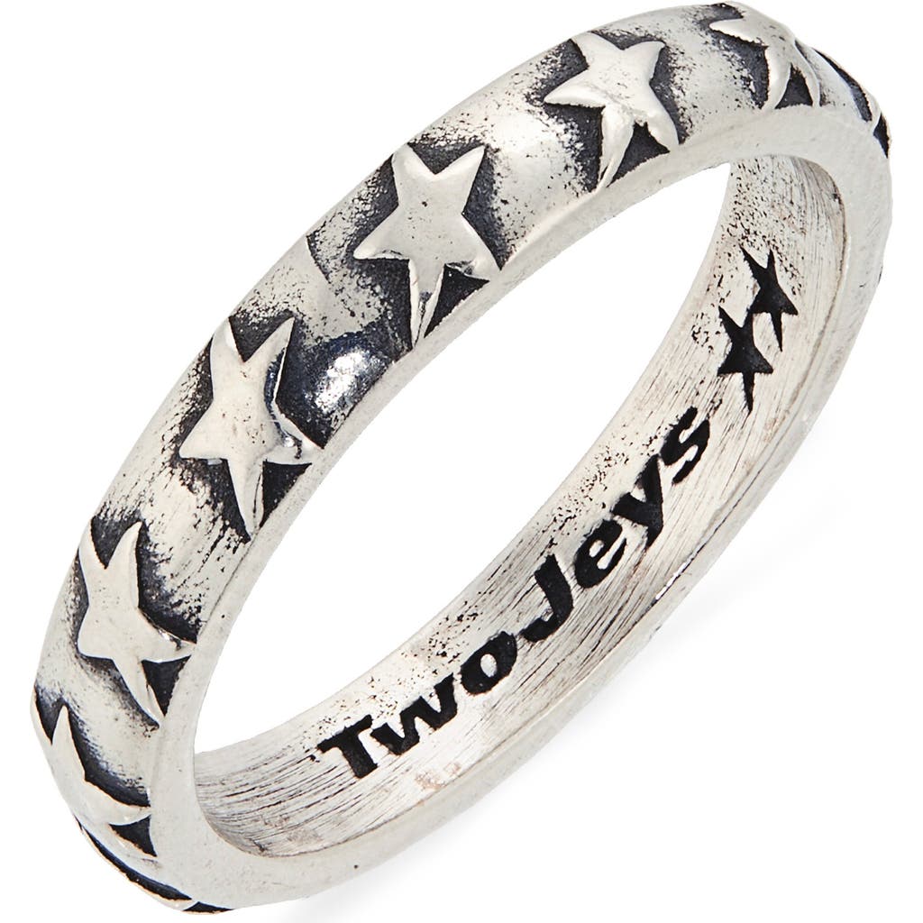 Twojeys Star Studded Band Ring In Metallic