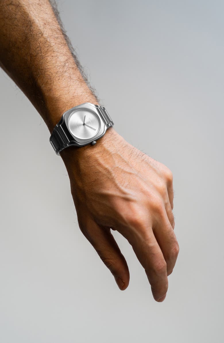 D1 Milano Frame Bracelet Watch, 37mm, Alternate, color, 