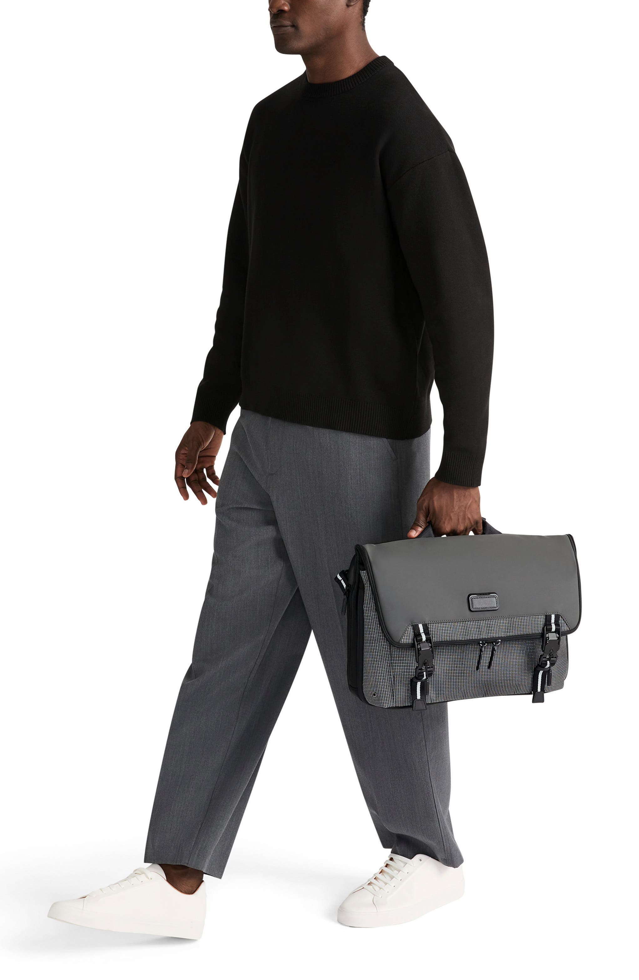 Descender Bike Messenger Bag, Alternate, color, DARK OBSIDIAN