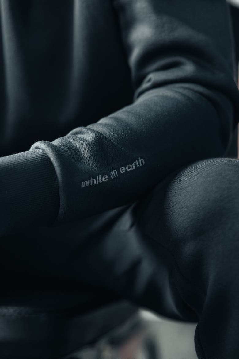 Basis Hoodie, Alternate, color, Black