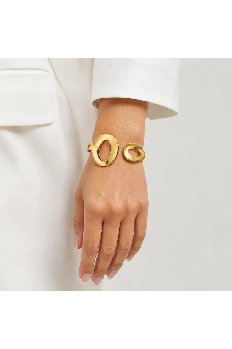 Zari Circles Hinged Bracelet, Alternate, color, Gold