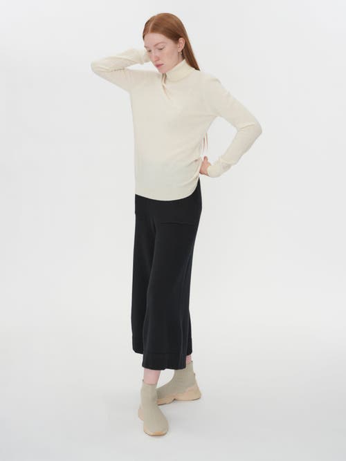 Gobi Mongolian Cashmere Classic Turtle Neck In Marshmallow