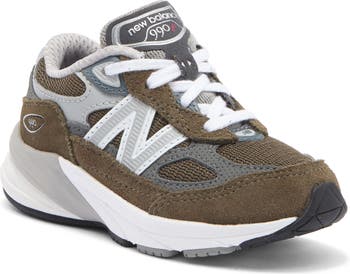 Kids' 990v6 Sneaker