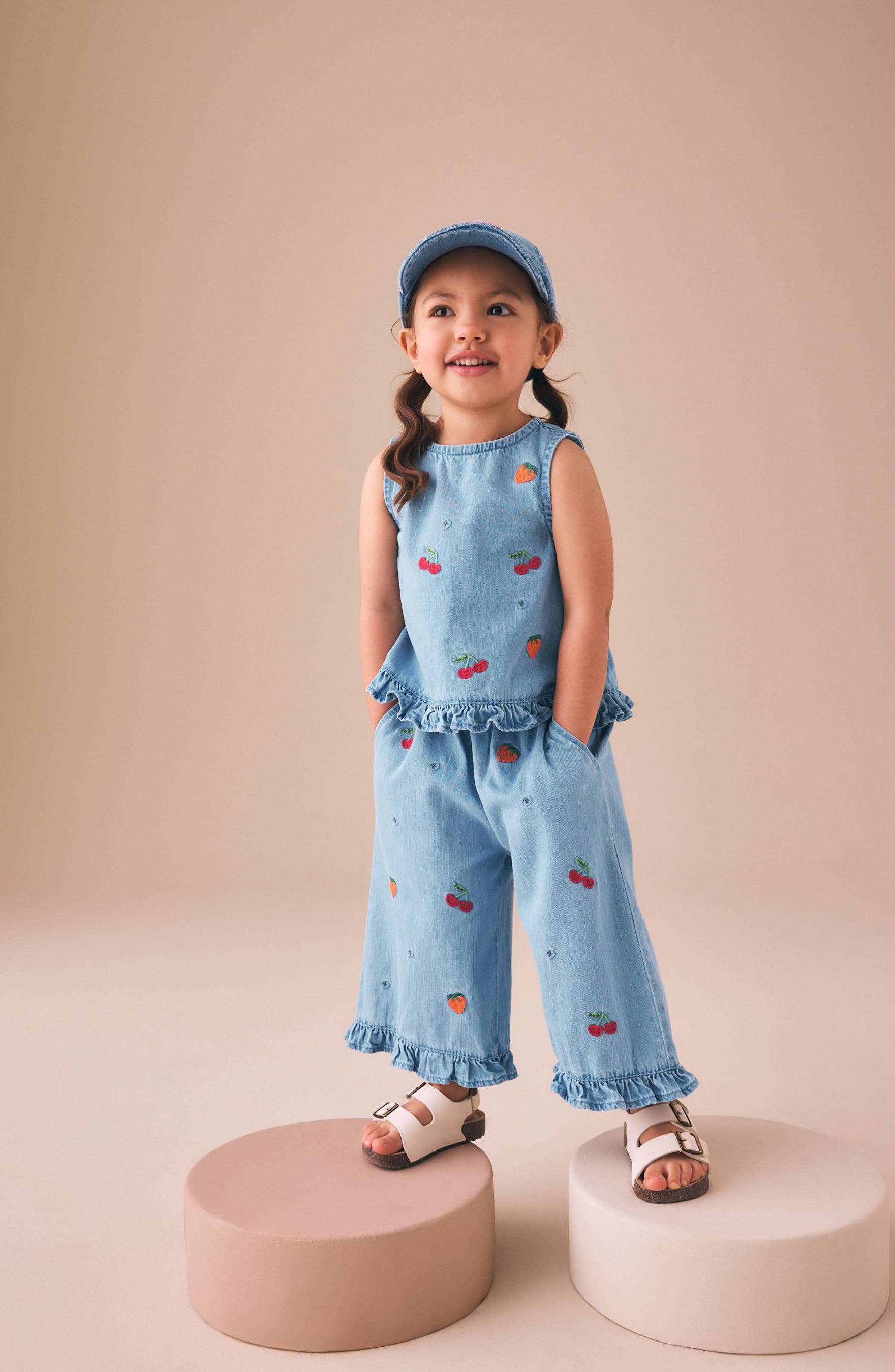 Детские NEXT Kids' Embroidered Denim Tank & Pants Set — фото 2